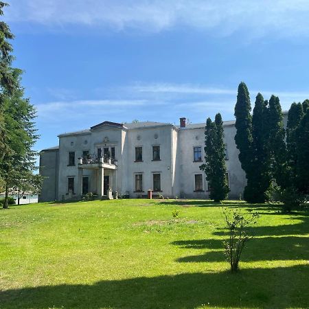 Palac Victoria Mgowo Exterior photo